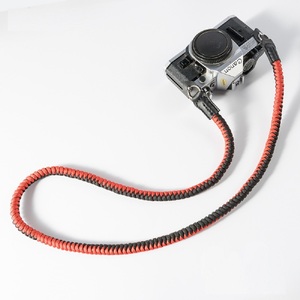 クライミングロープ カメラ用 ネックストラップ 編込 全6色 (レッド×ブラック／A01652)