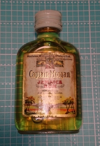 古酒 未開栓 ミニチュアボトル ミニボトル Captain Morgan キャプテン・モルガン コレクターズアイテム