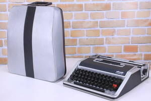 レトロ! タイプライター Olivetti Letter DL アンティーク品 made by olivetti in spain 骨董 中古現状品■(F9236)