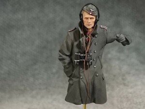 1/35　ドイツ陸軍　戦車兵　駆逐戦車兵　半身像　フィギュア