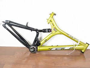 GT XCR 4000 MTB　26インチ 2012年頃　M size フレームセット FR240422B