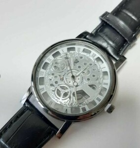新品　未使用　スケルトン メンズ 腕時計 アナログ　黒シルバー ウォッチ デザイン レザー風 ストラップ　時計　レディース　腕時計　