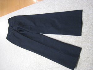 標準学生服　ズボン　黒　ウエスト６７センチ　股下６９センチ　冬用