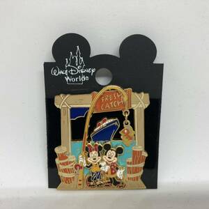 ♪♪ 154 DCR Disney Cruise Line アメリカ ピンバッジ ミッキー ミニー フレッシュキャッチ Mickey and Minnie Fresh Catch 3D ピン 2002