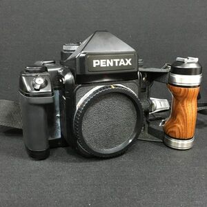 Q110-S1 ASAHI PENTAX アサヒ ペンタックス 67 II ボディ 本体 中盤カメラ 木製グリップ付き フィルムカメラ 1090192