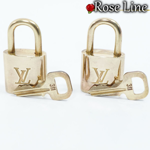 【良好品】Louis Vuitton パドロック 鍵 南京錠 ゴールド 金 カデナ チャーム キー 2個セット PADLOCK バッグ用品 アクセサリー 311