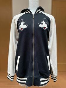 Mickey Mouseミッキーマウス zipスウェット2wayブルゾンＬ美品　レディース/スタジアム/ディズニー×タキヒヨー/バイカラー/フード付