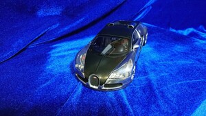 1/18 Bugatti Beyron 16.4 Pur Sang Autoart 70966 オートアート ブガッティ ヴェイロン ピュール サン Black / Aluminium Casting 難有