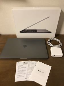 【Appleアップル】MacBook Pro 15.4インチ 16GB 256GBストレージ 2.6GHz 6コア Intel Core i7プロセッサ スペースグレイ MV902J/A A1990