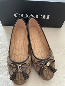 【新品】COACH バレエシューズ 24 箱入り　BENNI SIG JACQ FLAT 7C コーチ　フラットシューズ　靴　レディース　未使用