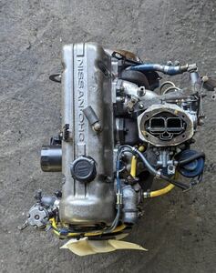 【発送可能】Nissan L型 L18エンジン　ヘッド A87,ブロックW04