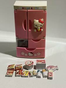 キティちゃん 冷蔵庫 おままごと HELLO KITTY 冷蔵庫 　高さ約18cm　送料無料