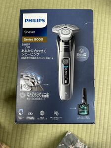 Shaver 9000 series ウェット＆ドライ電動シェーバーS9697/50 （ダーククローム）