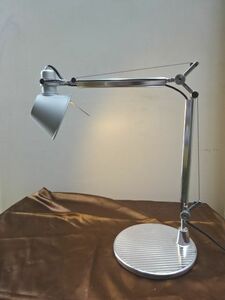 ③⑤Artemide アルテミデ TOLOMEO Microトロメオマイクロ スタンドライト 照明　USED品