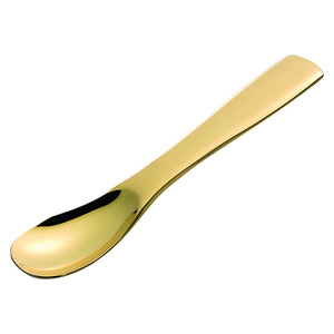 アイスがじわっと溶ける 純銅 スプーン 12cm ゴールド仕上げ 手の温かさがスプーンに伝わりアイスの表面を溶かし簡単にすくう