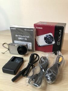 ☆ CASIO カシオ デジタルカメラ EXILIM EX-Z330 シルバー EX-Z330SR 箱付属品付 通電確認済み