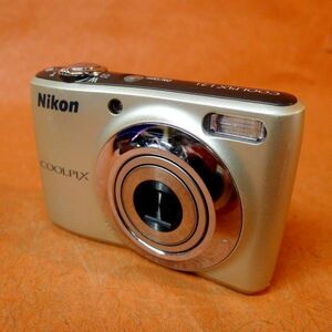 c210 ジャンク NIKON COOLPIX L21 コンパクトデジタルカメラ サイズ:幅約9cm 高さ約6.5cm 奥行約2.5cm/60