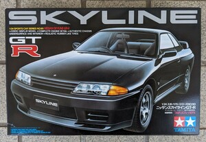 田宮模型 1/24 スポーツカー シリーズ No.90 ニッサン スカイライン GT-R フルディスプレイモデル