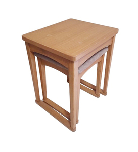 ナラ(オーク)材 木製 スタッキング サイドテーブル＆チェア