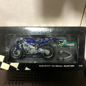 440 完成品 ミニチャンプス 1/12 HONDA RC211V Telefornica Movistar Honda Sete Gibernau MotoGP 2004 模型 バイク フィギュア