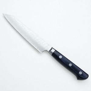 ペティナイフ 切付型 両刃 135mm AUS10 三層鋼 ステンレス 槌目仕上げ 共口金付き 青合板柄 日本製