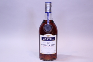 p-1867　未開栓古酒　MARTELL マーテル コルドンブルー　コニャック　700mL