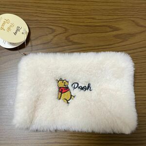 プーさん　ポーチ　ふわふわ　新品