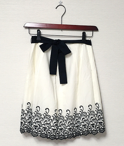 高島屋 JUSGLITTY ジャスグリッティー フレアスカート 刺繍 日本製