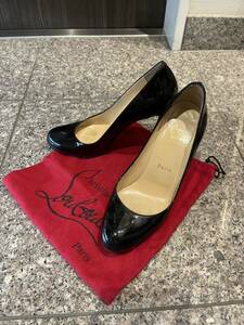 【婚活パンプス】CHRISTIAN LOUBOUTIN(クリスチャンルブタン) パンプス 36 ブラック　エナメルパンプス 