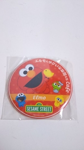 セサミストリート☆ エルモとゆかいな仲間たちcafe エルモ 缶バッジ 