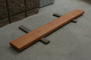 欅　けやき　ケヤキ　無垢材　柾目材　棚板　彫刻材　長さ93.2cm　幅10.3cm　厚み2.5cm