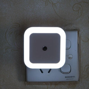 LEDルームライト 白(ホワイト) 明るさセンサーで自動点灯 省電力 ウォールライト LEDライト センサーライト フロア ライト ナイトライト