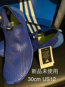 新品未使用　adidas ランニングシューズ　adipure adapt ブルー