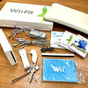 AY0959■【電源OK】Wii 本体 RVL-001＋コントローラー＋ソフト3点まとめ Wii Sports ウィースポーツ Wii Fit フィット SUDOKU 数独