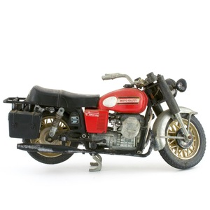 ポリスティル (Polistil) バイク MOTO GUZZI（ジャンク品）