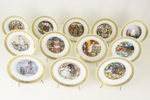 【絵皿まとめ】フランクリンミント Denkongeligeporcelainsfabrike 飾り皿 平皿 皿立て付き 箱付き 装飾用絵皿 015IFHIW43