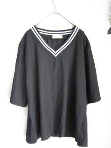 ★C506　美品　【サイズ・5L】　ブラック　Vライン　速乾　Tシャツ　大きいサイズ　クリックポスト　