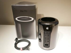 SALE!!元箱(茶箱)付きApple Mac Pro late 2013 Intel Xeon E5 3.5GHz 6Core メモリ32GB SSD 1TB デュアルAMD FirePro D500