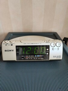 SONY ラジオ機能付きアラームクロック ICF-C470