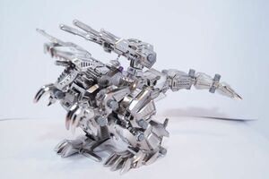 プラモデル 1/72 メッキ ジェノザウラー(ティラノサウルス型) EZ-026 「ZOIDS ゾイド」ゾイド改造コンテストイベント限定品 完成品