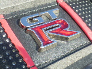 【正規品！】未使用！新品！スカイライン GT-R キーホルダー ニッサン純正 日産 ハコスカ ケンメリ R32 R33 R34 ニスモ R35 KPGC10 110 BNR
