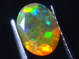 0.73ct b 新品・ハニカム天然オパール・オーバルカットルース エチオピア・ウェロ地区産 