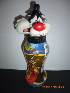 Sylvester シルベスター　Looney Tunes 2001年　Belly Washers 空ビタミンCドリンクボトル　USA販売