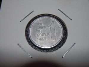 韓国 1ウォン硬貨 デザイン違い 2枚 大韓民国 1ウォン 1 won 古銭 まとめ 大量 外国 世界 コイン アジア