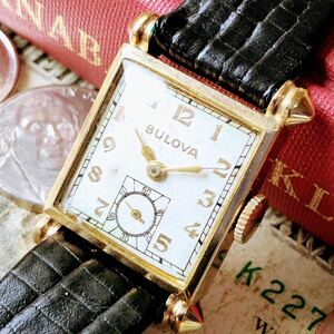 #3009【シックでお洒落】メンズ 腕時計 ブローバ 機械式 手巻き BULOVA 金メッキ 動作品 1945年 アンティーク ヴィンテージ 17石 ゴールドP