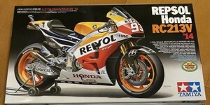 タミヤ 1/12 オートバイシリーズ No.130 レプソル Honda RC213V 