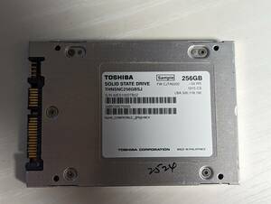TOSHIBA　SSD 256GB 【動作確認済み】2524　
