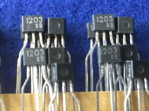 RN1203 【即決即送】東芝バイアス抵抗入トランジスター [122/182079] Toshiba Bias Resistor Built-In Transistor 1203　20個セット