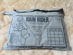 RAIN RIDER 雨具 オートバイ サイズ３L 3L ホワイトーグレーーブラック 白ー灰ー黒 セパレートタイプ フード 上着 ズボン 未使用