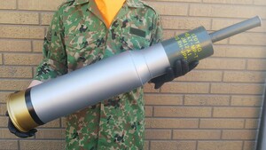 120ミリ対戦車榴弾 10式 レオパルド2 空気ビニール砲弾